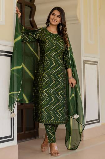 Green floral printed regular kurta with palazzos  dupatta