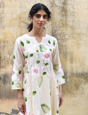 Cream floral printed regular pure cotton kurta with trousers 2