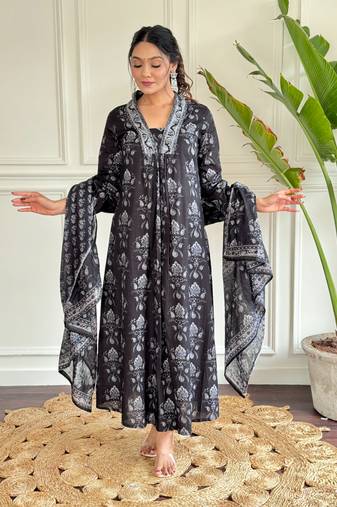 Black cotton printed kurta pant set