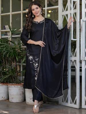 Black viscose rayon heavy thread embroidery work kurta pant set 2