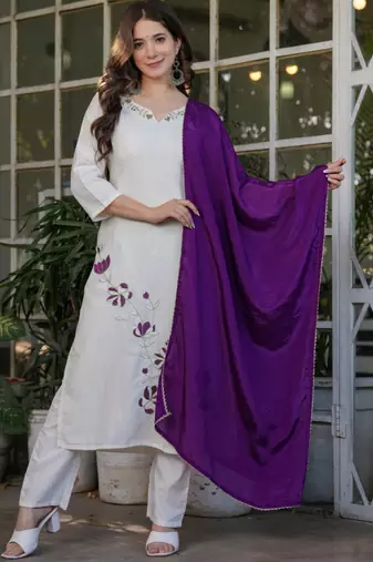 Off white viscose rayon heavy thread embroidery work kurta pant set
