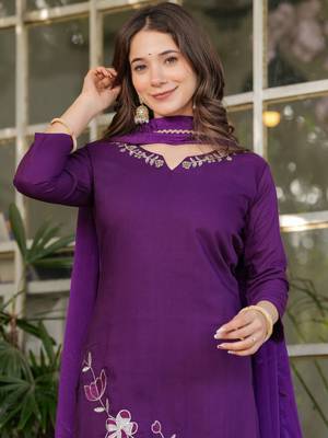 Wine viscose rayon heavy thread embroidery work kurta pant set 4