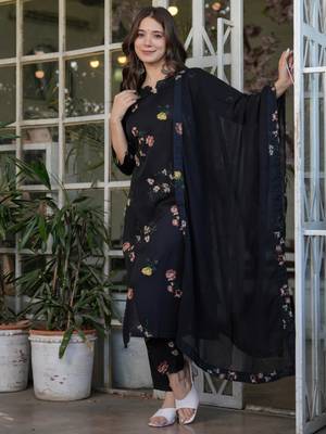 Black silk blend printed kurta pant set 2