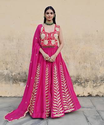 12 KALI LEAF EMBROIDERED LEHENGA WITH BLOUSE AND DUPATTA 1