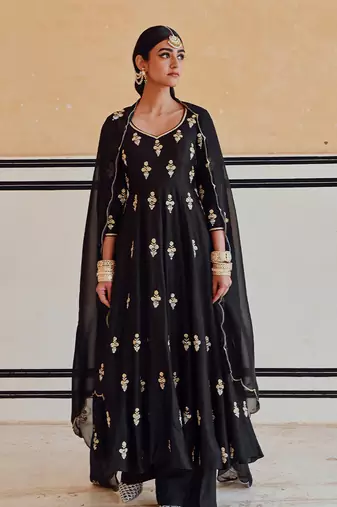 Floral butti embroidered 12 kali anarkali with palazzo & dupatta