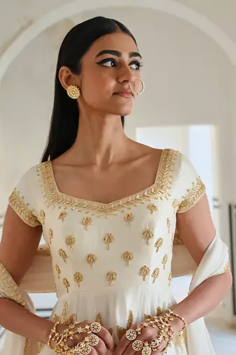 Cap sleeve floral butti embroidered 12 kali anarkali with dupatta