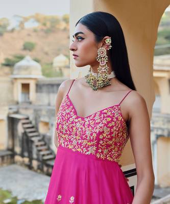 Floral jaal yoke embroidered 16 kali anarkali with dupatta 2