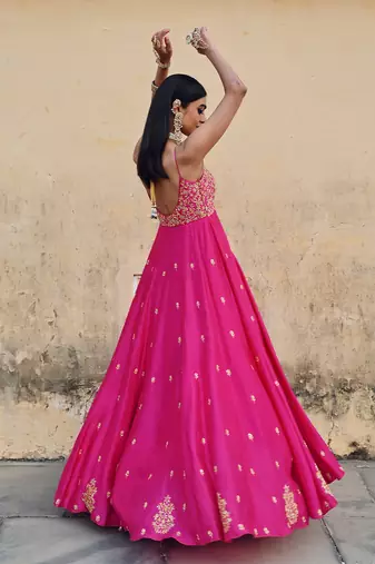 Floral jaal yoke embroidered 16 kali anarkali with dupatta