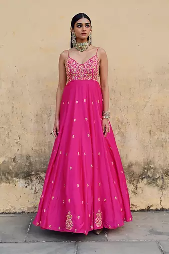 Floral jaal yoke embroidered 16 kali anarkali with dupatta