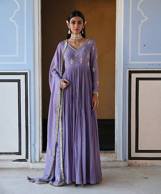 V-neck floral butti embroidered full sleeve anarkali with dupatta 1