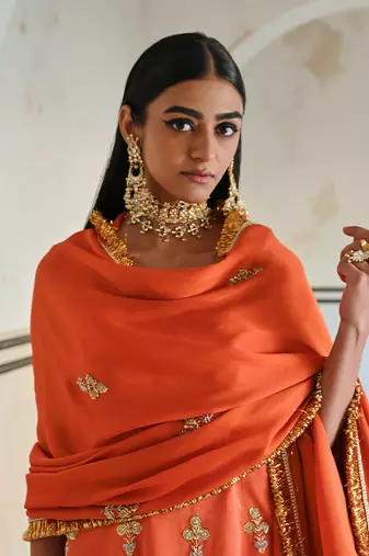 Square neckline floral butti embroidered short kurta with palazzo and dupatta