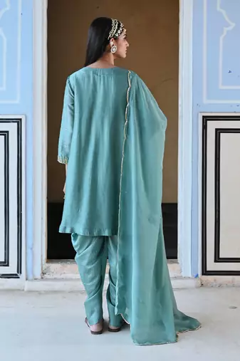 Turquoise blue 3/4 th sleeve leaf embroidered short kurta with dhoti and dupatta