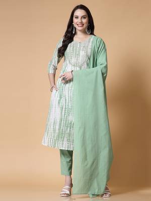 Green women embroidered floral printed aline kurta pant with dupatta set 1