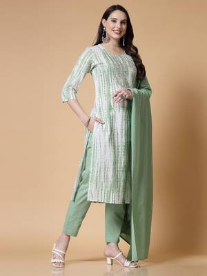 Green women embroidered floral printed aline kurta pant with dupatta set 3
