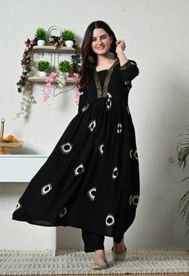 Black women rayon printed aline kurta with palazzo set 1