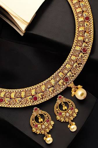 Gold-plated haasli necklace set