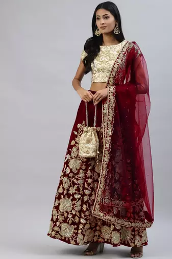 MAROON ZARI DORI & SEQUINS EMBROIDERED VELVET SEMI STITCHED LEHENGA CHOLI