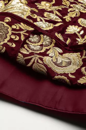 MAROON ZARI DORI & SEQUINS EMBROIDERED VELVET SEMI STITCHED LEHENGA CHOLI