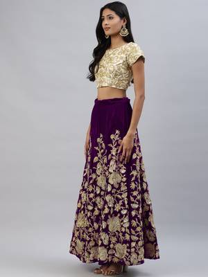 PURPLE ZARI DORI & SEQUINS EMBROIDERED VELVET SEMI STITCHED LEHENGA CHOLI 2
