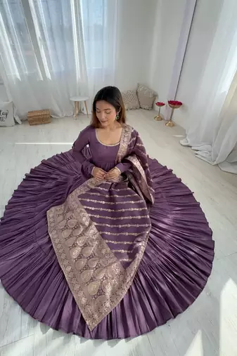Romansilk Chanderi Fabric Fully Flair Anarkali Gown With Dupatta, Pent