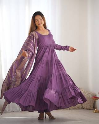Romansilk Chanderi Fabric Fully Flair Anarkali Gown With Dupatta, Pent 2
