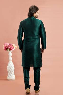 green banarasi art silk fabric without lining only kurta for men 4