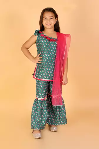 Lil drama stylish girls printed kurta sharara with dupatta set- green