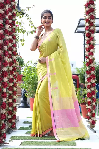 Women's light green pure cotton jamdani buti and matka anchal saree