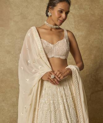 Butter Yellow Heavy Embroidered Lehenga Set 2
