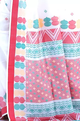 Women's white bangalore silk hand weaving saree