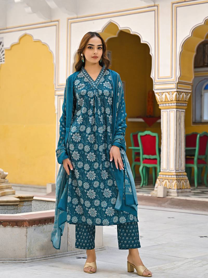 women blue rayon blend floral printed straight kurta trousers with dupatta
