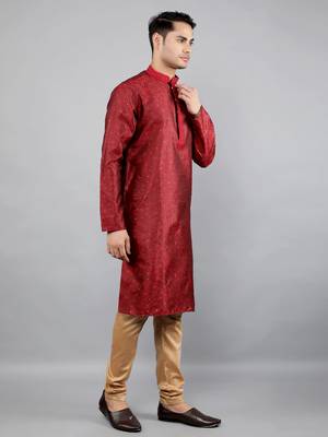 Woven Design Kurta Set 4