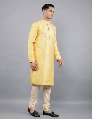 Woven Design Kurta Set 4
