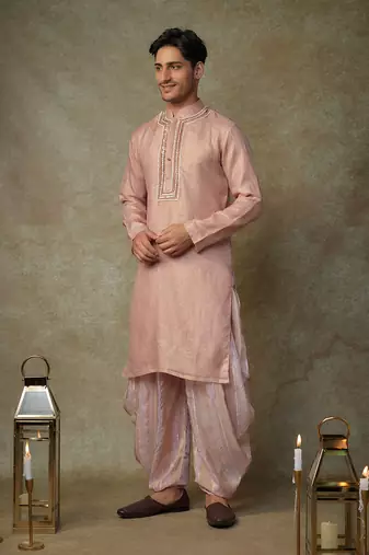 Peach embroiderd kurta with dupatta and dhoti
