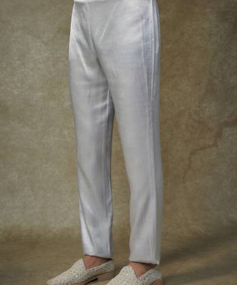 Grey embroiderd sherwani with pant 4