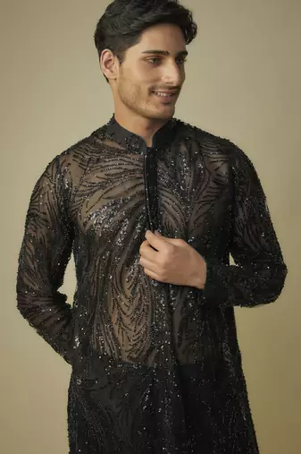 Black embroiderd kurta set