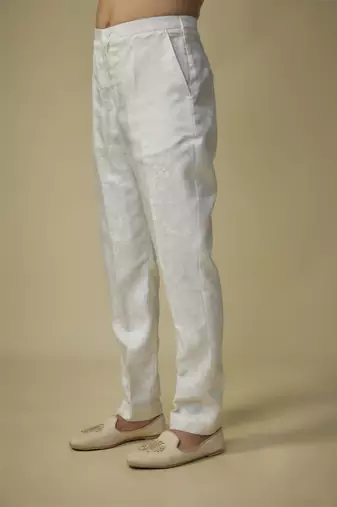 Yellow embroiderd sherwani with pant