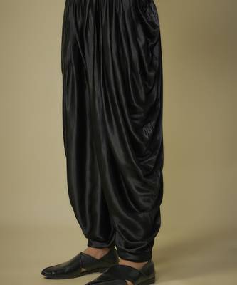 Black sequence kurta set 4