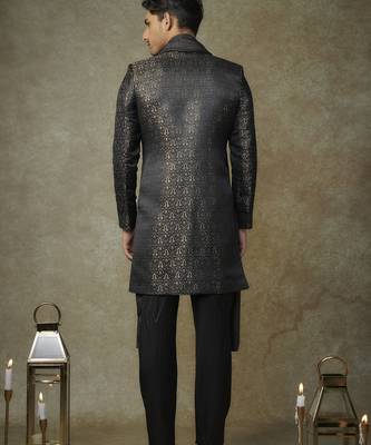 Black embroiderd sherwani with pant and dupatta 3