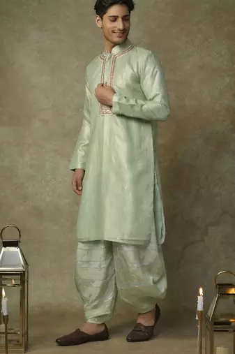 Sage green embroiderd kurta set