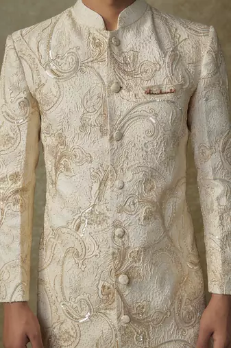 Beige embroiderd sherwani with pant