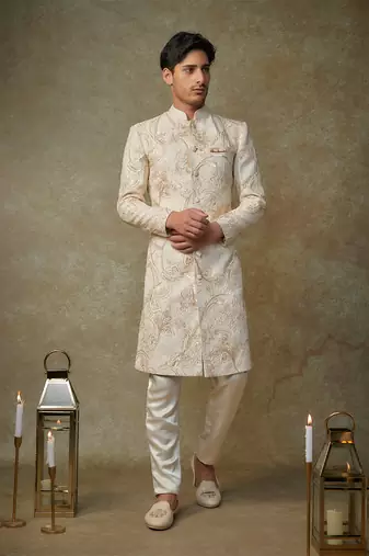 Beige embroiderd sherwani with pant