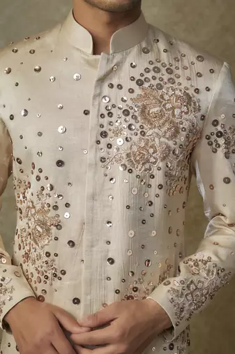 Beige embroiderd sherwani with pant