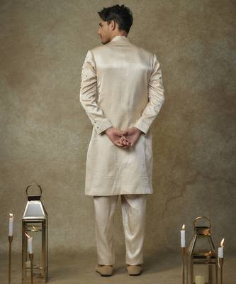 Beige embroiderd sherwani with pant 3