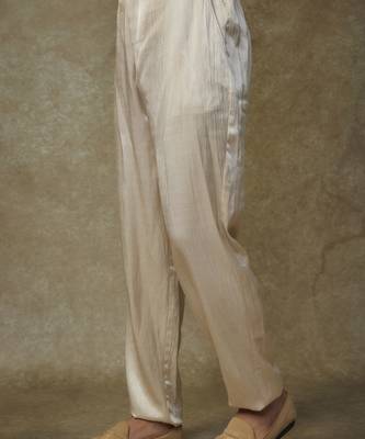 Beige embroiderd sherwani with pant 4