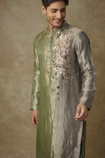 Green black embroiderd kurta set
