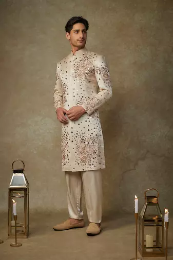 Beige embroiderd sherwani with pant