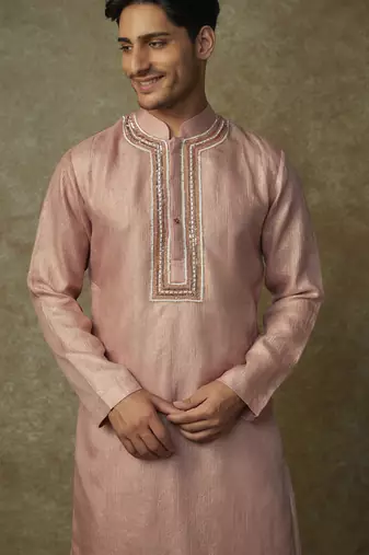 Peach embroiderd kurta with pant