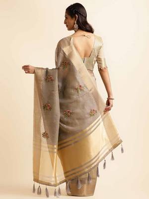 grey cotton silk blend embroidered work saree with unstitched blouse piece 3