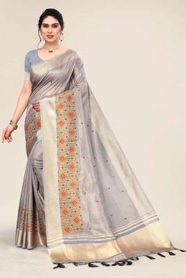 grey cotton embroidered work saree with unstitched blouse piece 1